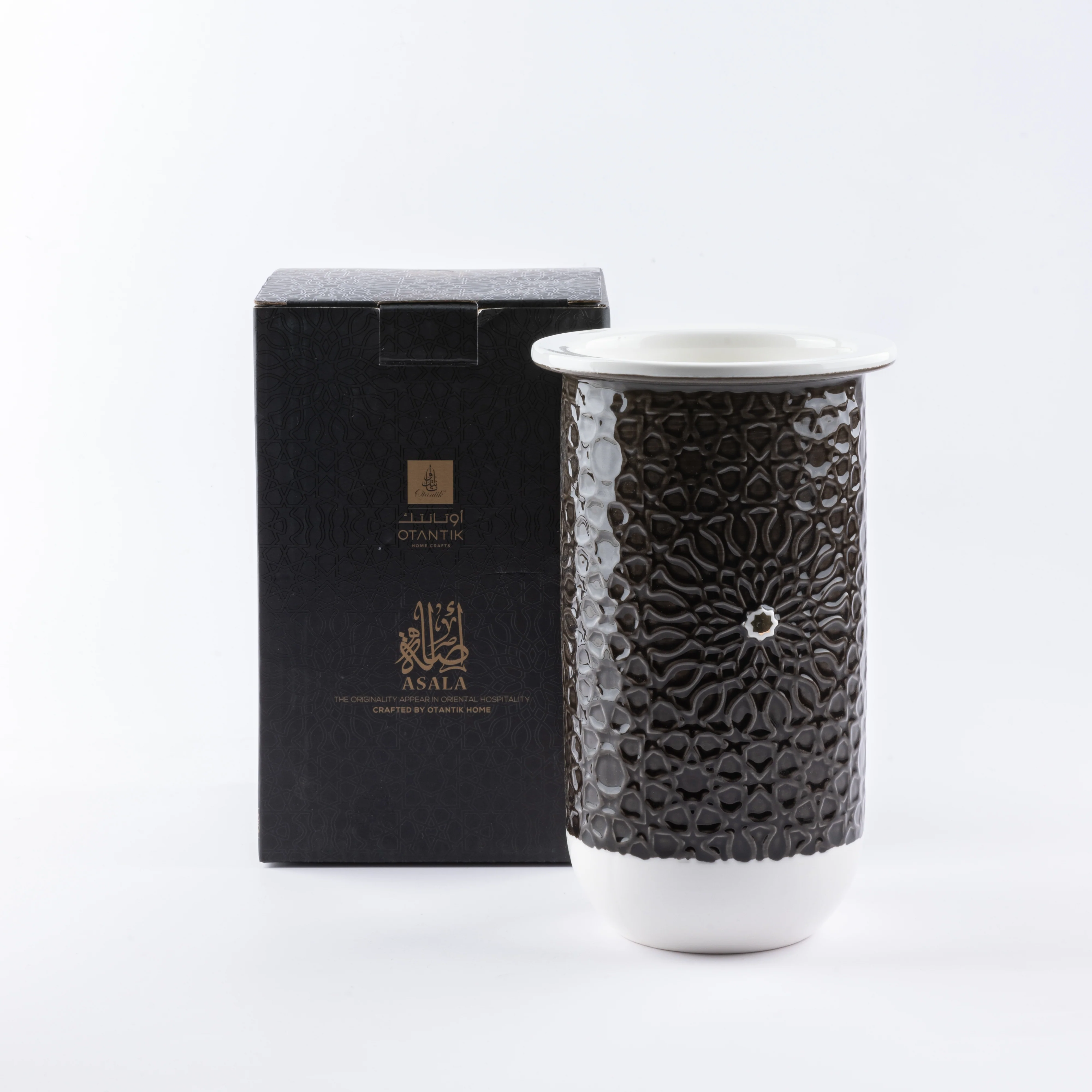 Asala - Medium Decorative Vase - Black  & Gold - Image 4