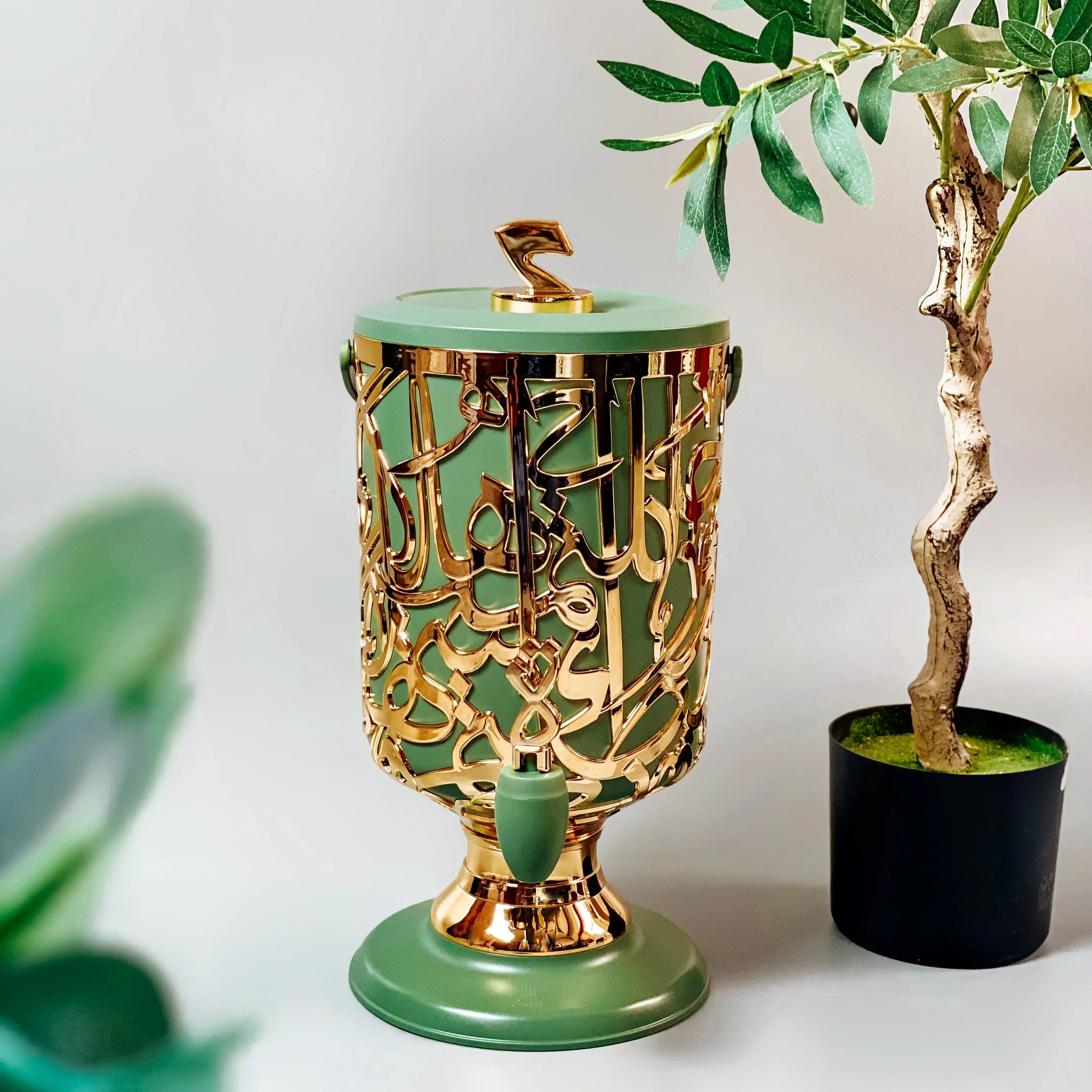 Diwan - 3 Liters Cold Beverage Dispenser - Olive Green & Gold - Image 2