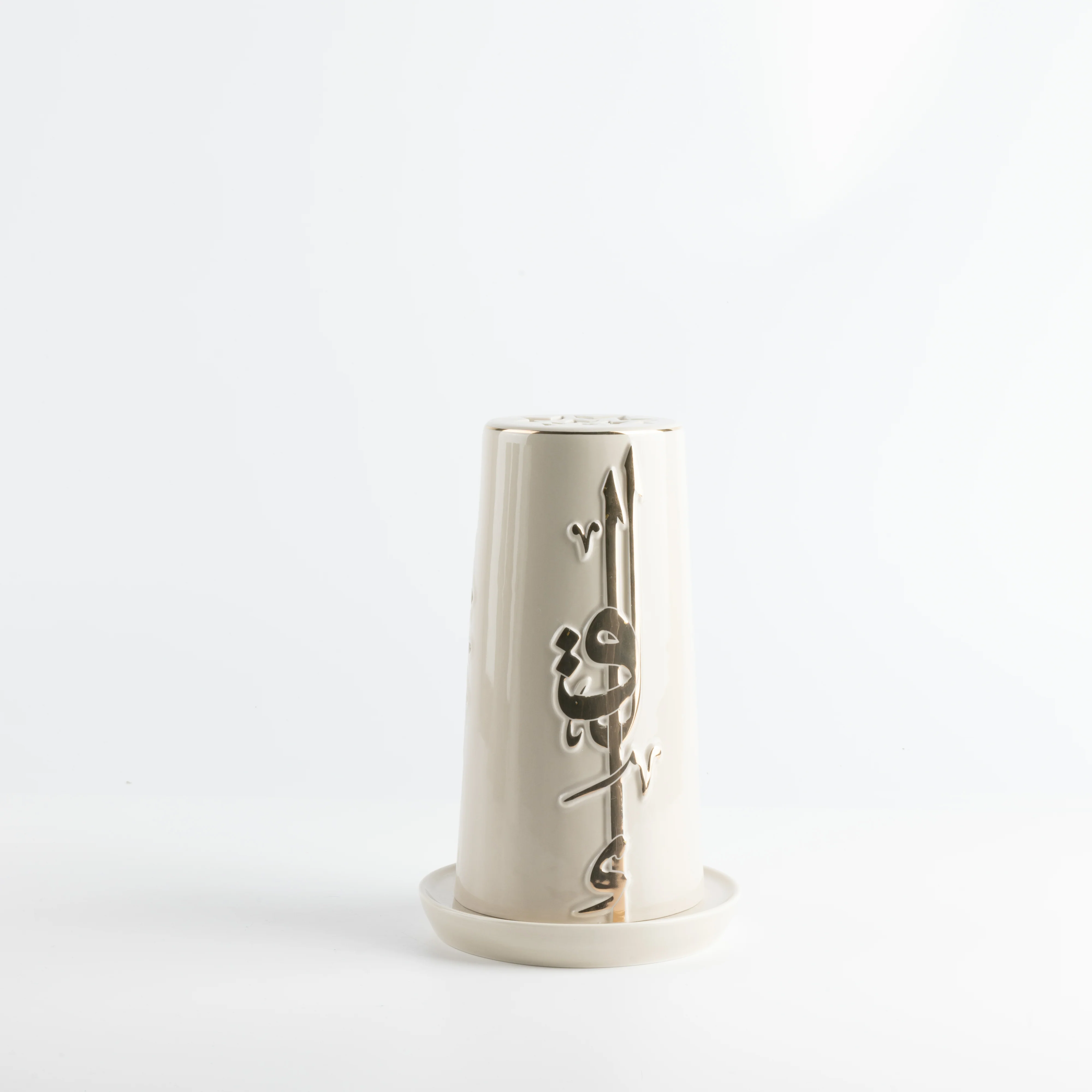 Liqa'a - Large Lantern Candle Holder  - Beige & Gold - Image 5