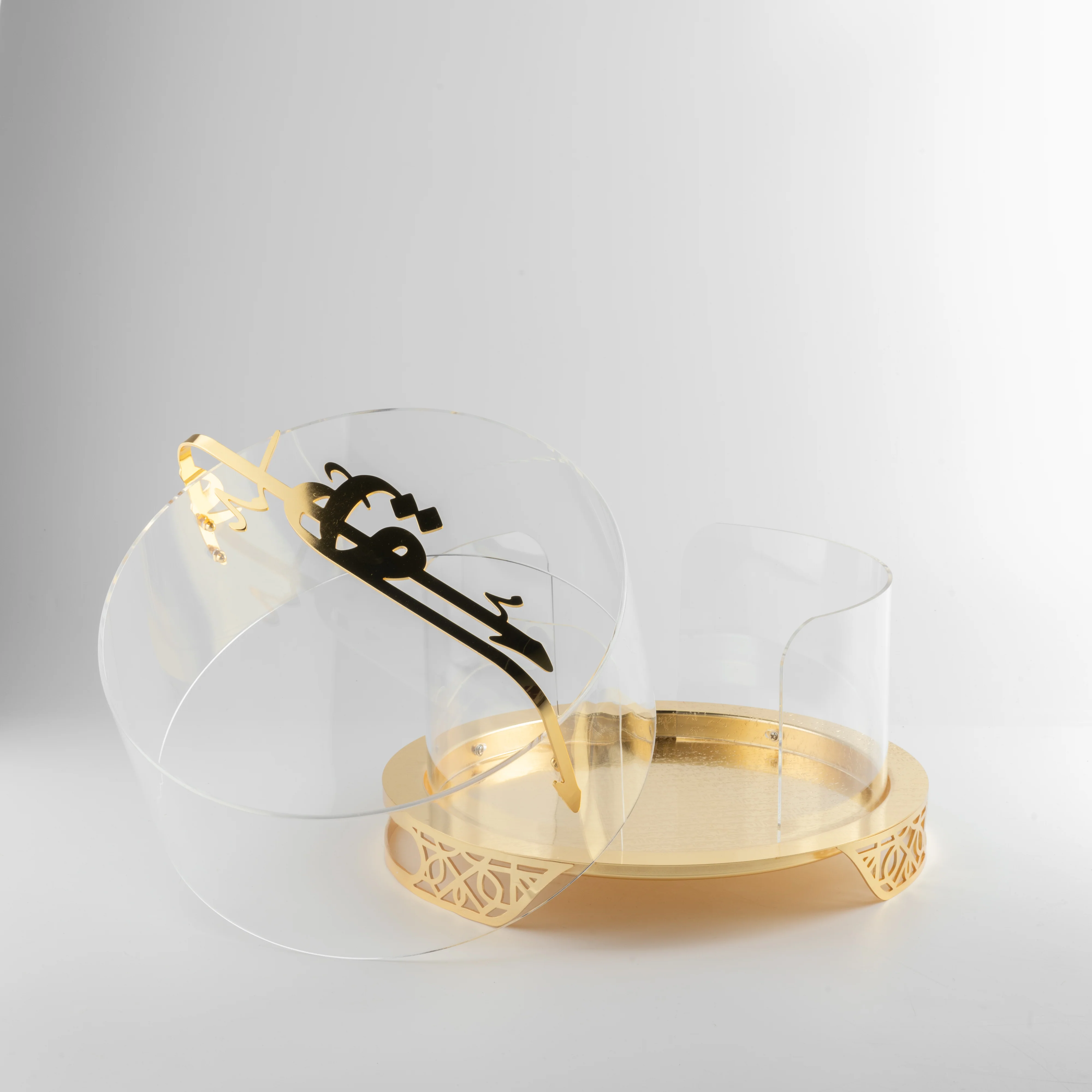 Liqa'a - Large Sleek Plate Stand - Gold - Image 6