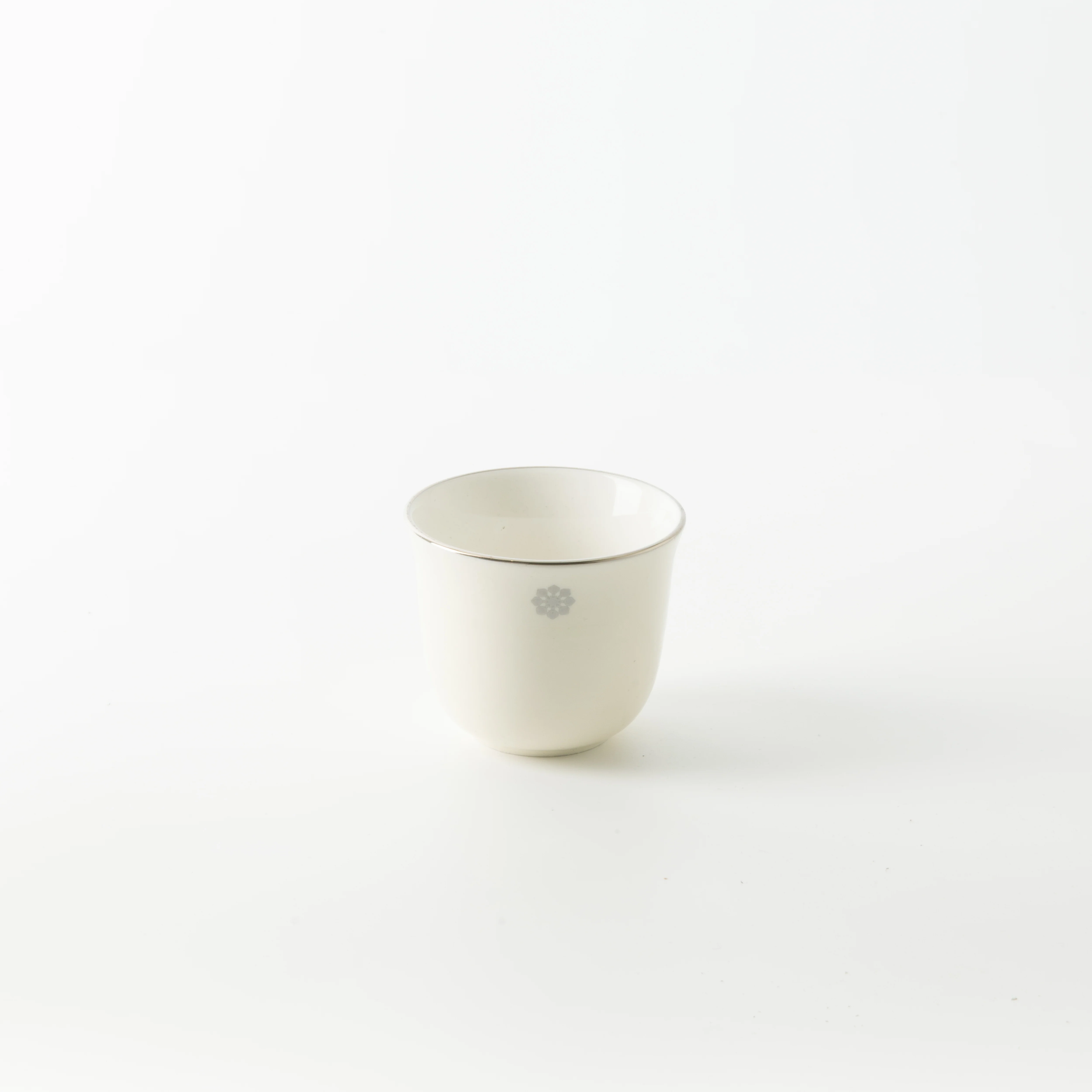 Mirral - Tea Set (19-Pc) - White & Silver - Image 6