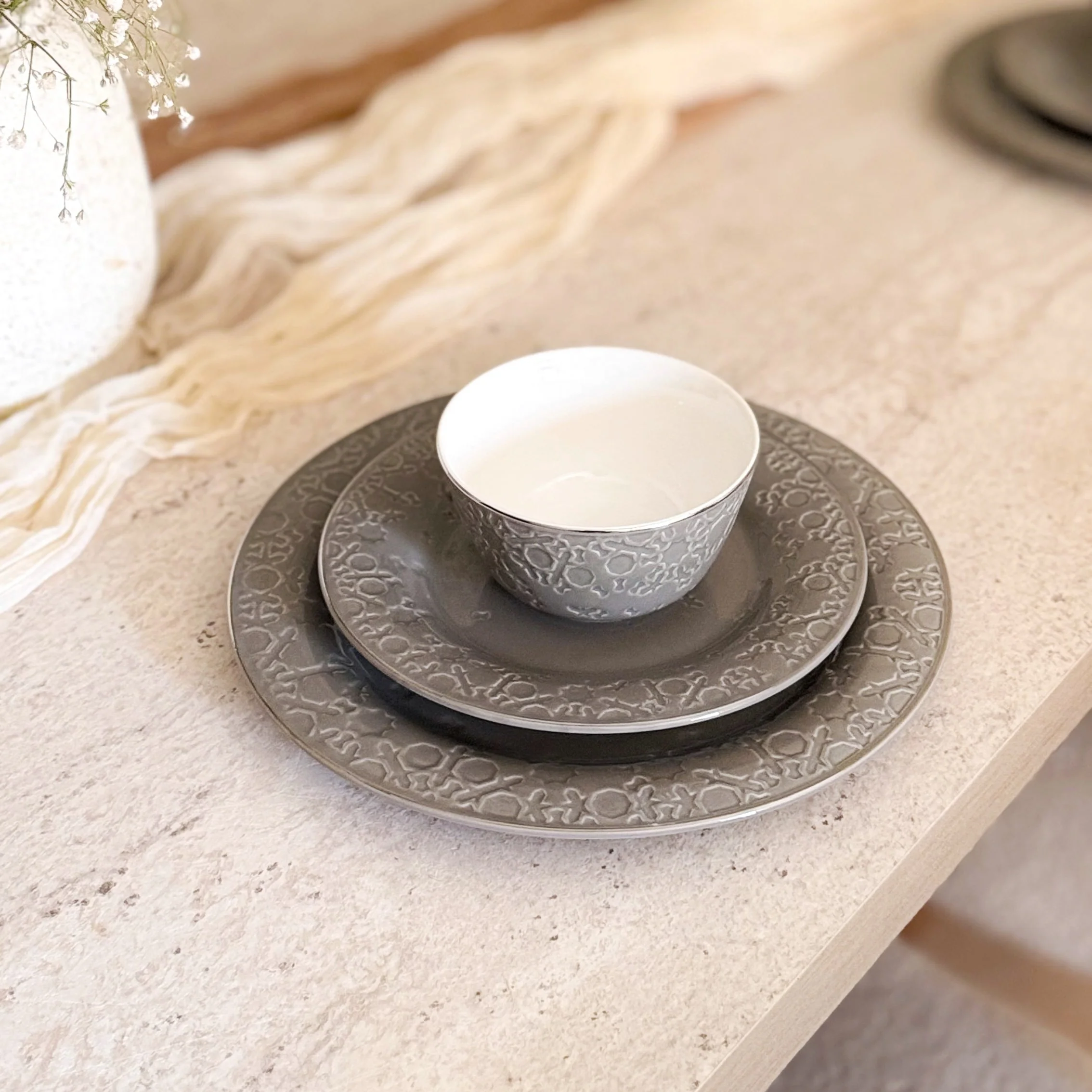 Nourhan - Dinner Set (18-Pc) - Soft Sage & Silver - Image 4