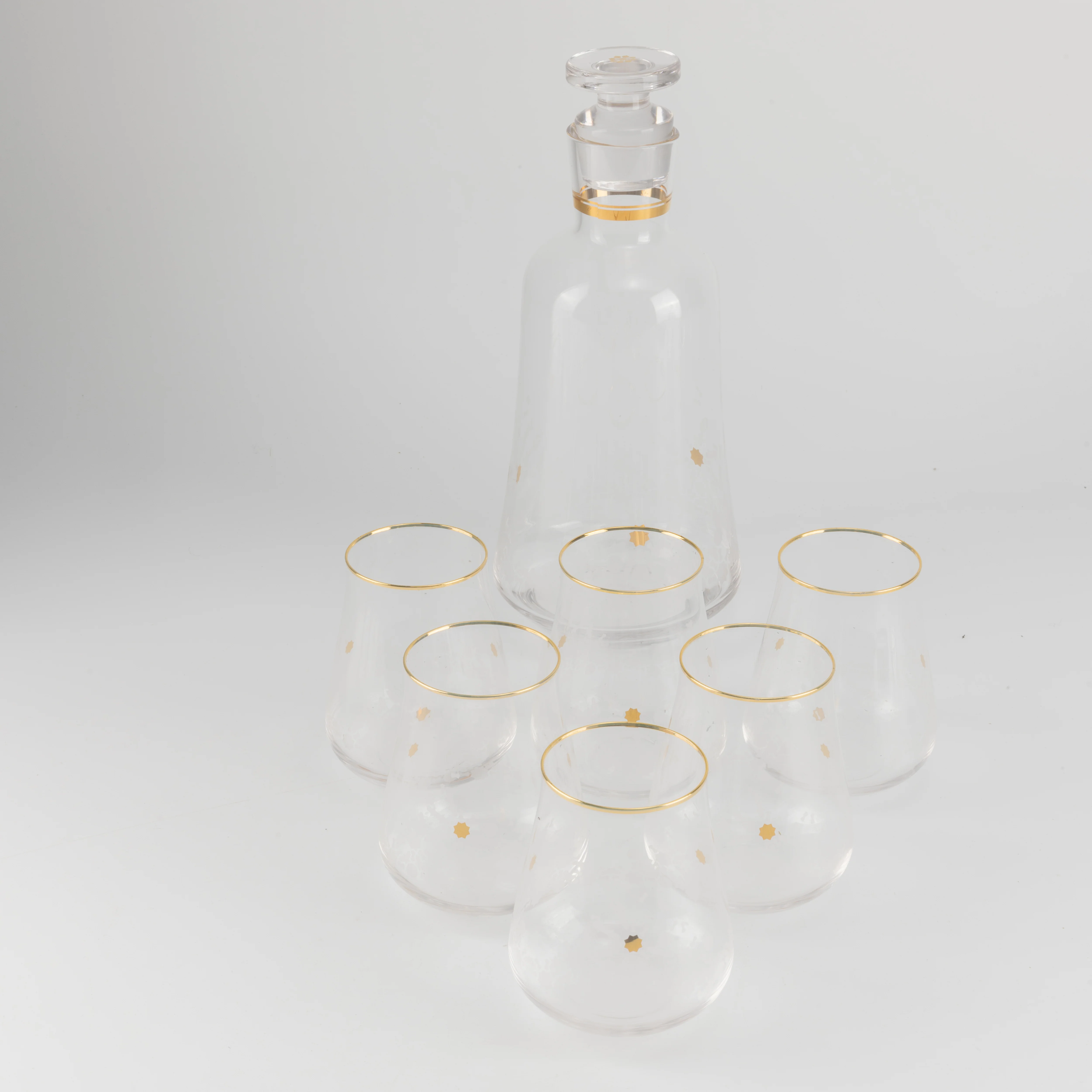 Nourhan - Jug with 6 Short glass cups - Gold - Image 4