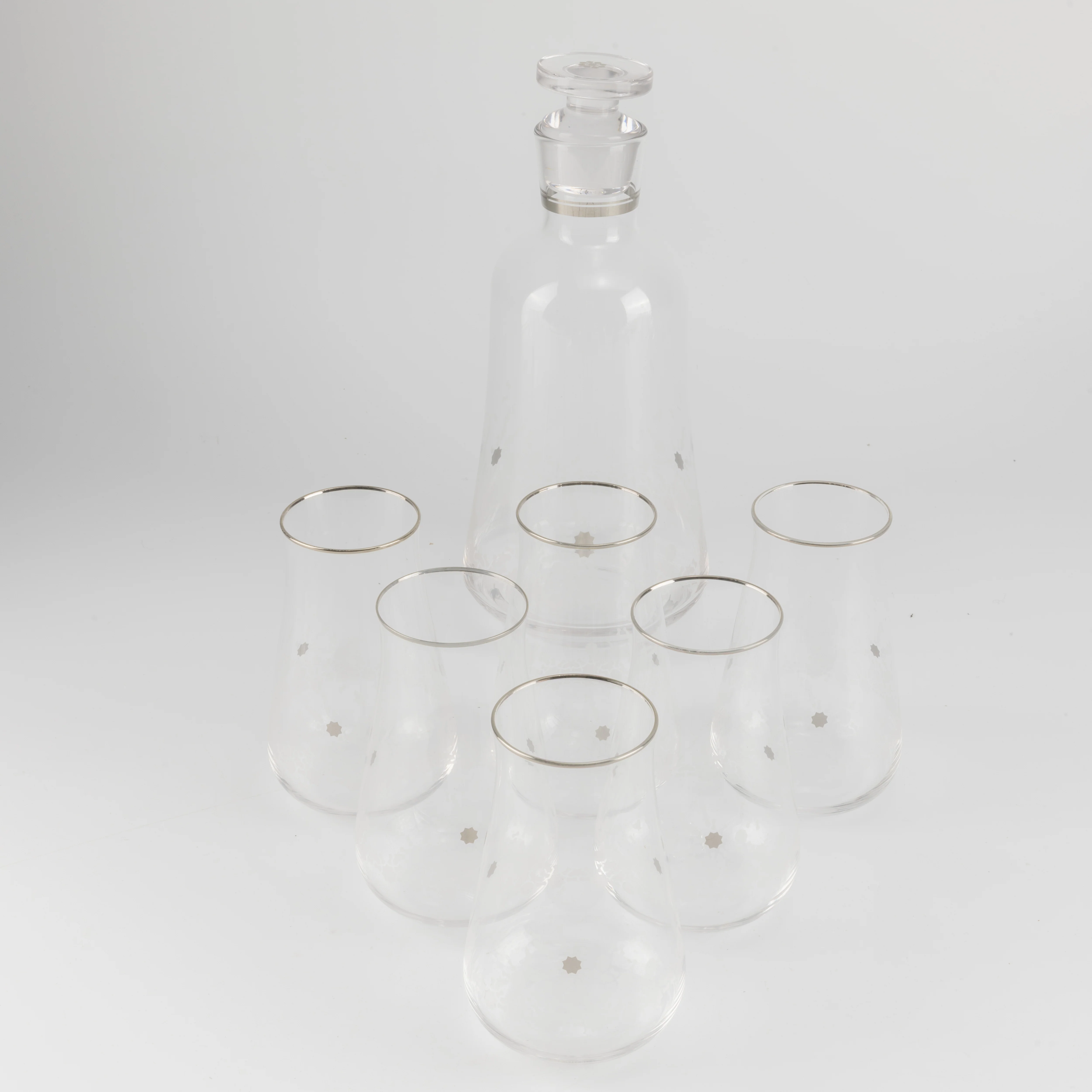 Nourhan - Jug with 6 Tall glass cups - Silver - Image 6
